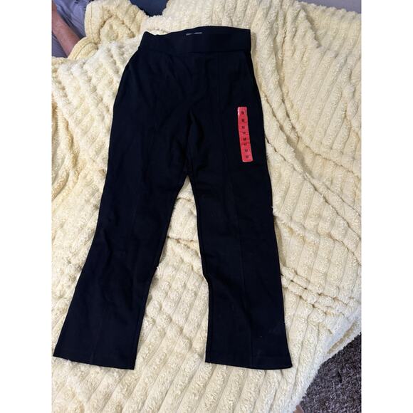Women’s Black Slacks Straight Leg Stretchy Matty Pockets Flat Size Med Inseam 30 - Picture 1 of 14